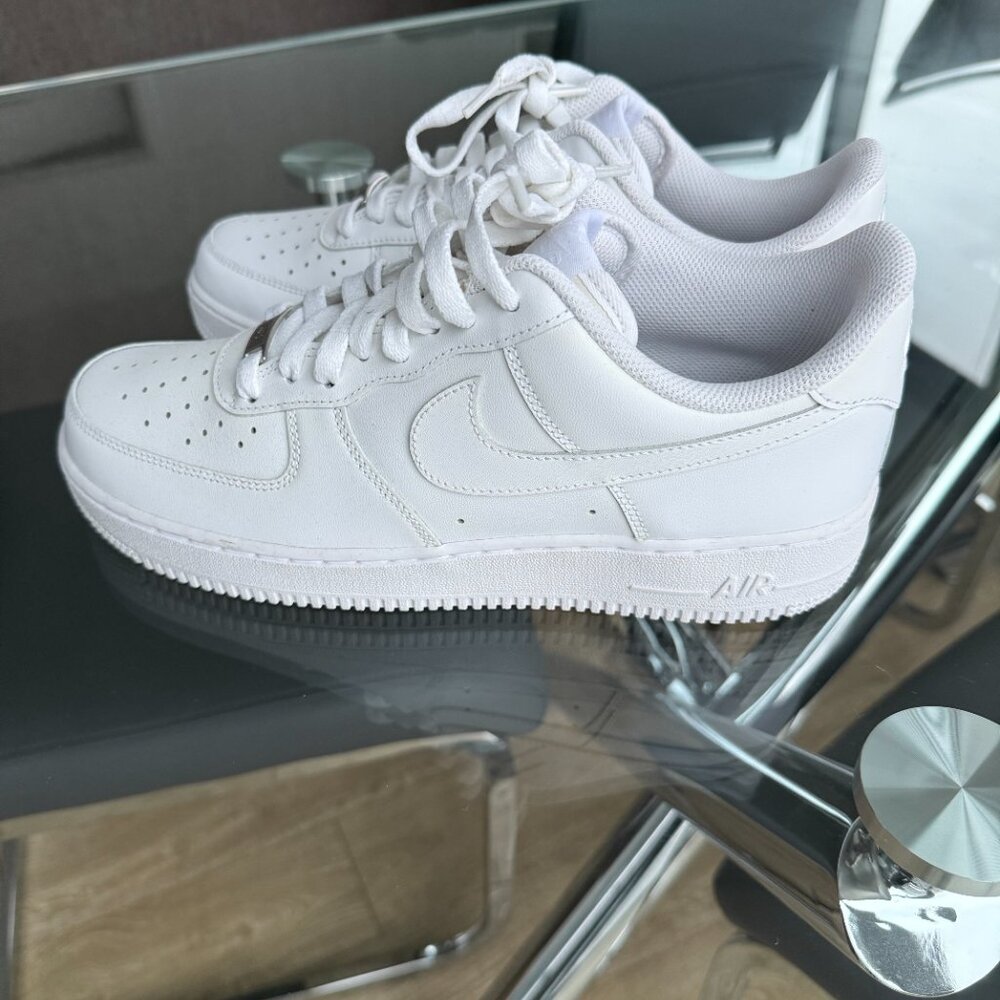 White Nike Air Force 1 Sneakers